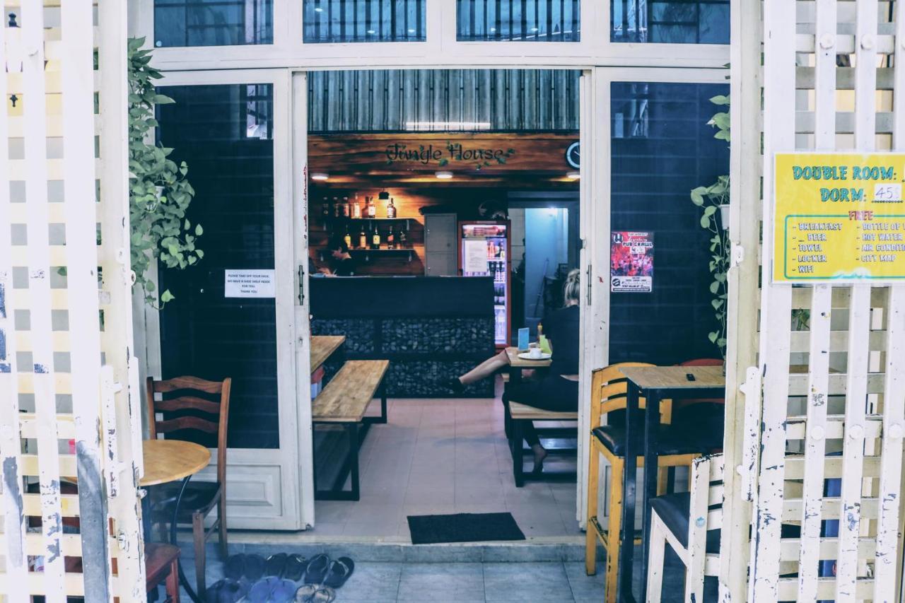 Jungle House Hostel Хошимин Екстериор снимка